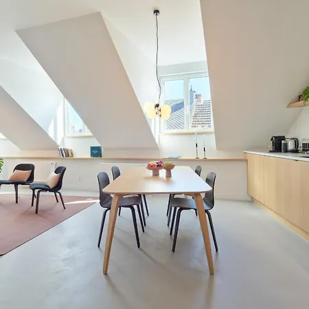 High-end Einmaliges Townhouse - Bis 6 Personen - - Lage Im Zentrum - Marvin Jeske Retreats * Wittlich